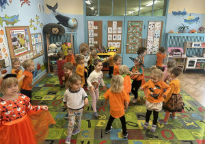 Dzieci podczas zabawy